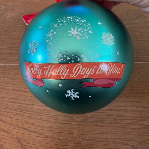 Disney 2023 Santa Mickey Mouse & Friends Glass Ball Sketchbook Ornament NWT - Picture 4 of 4